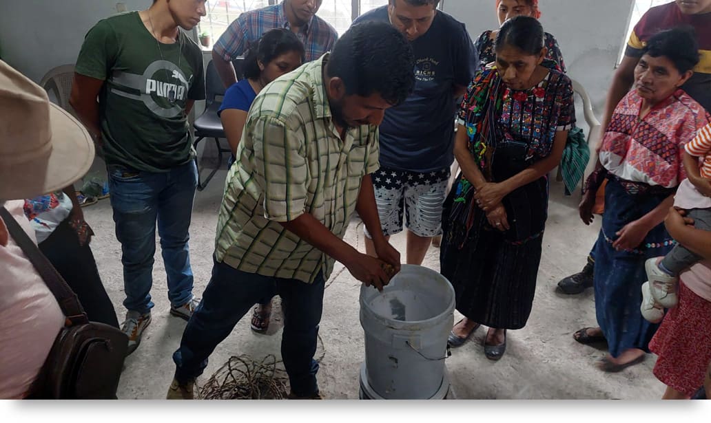 Lombricultura Event 2 - Guatemala - Seeds for a Future